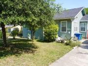 61467261 419 W Lullwood Ave