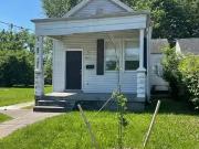 61668861 2912 Greenwood Ave