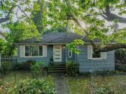 61737214 11019 35th Ave Ne