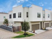 619 Thornton Oaks Ln, Houston, TX 77018