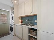 61 Aylesbury, Ballintemple, Cork Savills Cork 4959...
