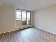 61 McEwen, Ottawa