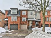 61 Milloy Place, Aurora | For Sale @ $888,000 | Condos. Ca