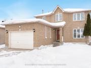 61 Silver Maple Crescent