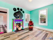 6201 Lakeside Avenue