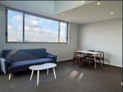 623/12 Grandstand Parade Zetland 2017