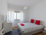 62552 Quarto 2 com cama de casal em.