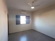 400 Área Útil Casa Alugar, 3 Dormitórios localizado em...