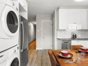 6419 10e Avenue Studio Apartment for Rent at 6419 10e...