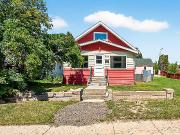 644 Hochelaga St W Moose Jaw, Sk