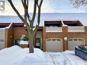 64 Flaming Roseway, Toronto, ON, M2N 5W8 townhouse for...