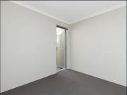 $650 per week furnished or unfurnished