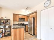 651 Rue de la Montagne 504 Montréal QC H3C 0G2 2 Bedroom...