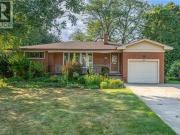 654 Hiawatha Boulevard, Ancaster, ON, L9G 3A5 house for...