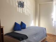 665003 Quarto para arrendar em apartamento.