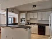 665 Bathgate Drive 2112 Ottawa ON K1K 3Y4 3 Bedroom...