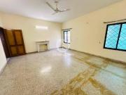 666 Yd² Upper portion for Rent