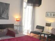 668851 Pleasant double bedroom with balcony.