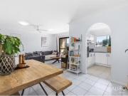 6/6 Nicklin Street, Coorparoo House for rent Listed by...