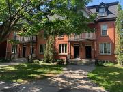 66 Russell Ave