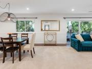 6708 Hillpark Dr Apt 302, Los Angeles, CA 90068