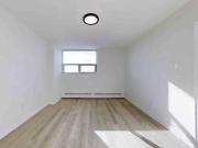 675 Martin Grove Road 3 Bedroom Apartment for Rent at...