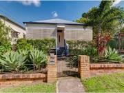 67 Norman Street, EAST BRISBANE House for rent Listed by...