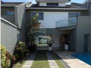 320 Área Útil Casa Alugar, 5 Dormitórios localizado em...