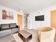 £682 p/w £2,955 pcm