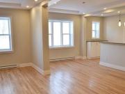 6874 Rue Sherbrooke Ouest 1 Montréal QC H4B 1P7 3...