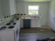 68 MELROSE AVENUE – 3 BEDROOM UNIT AVAILABLE MAY 1ST!...