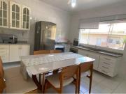 340 Área Útil Casa Alugar, 3 Dormitórios localizado em...