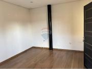 180 Área Útil Casa Alugar, 5 Dormitórios localizado em...