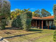274 Built Area m² Townhouse For Rent/Lease, 3 Bedrooms...