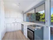 6/90 100 Tyrrell Street, The Hill Apartment for rent...