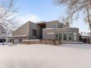 694 Park Blvd, Winnipeg, MB, R3P 0X1 Luxury House for sale.