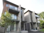 694 Roosevelt Avenue Ottawa ON K2A 2A7 2 Bedroom House...
