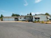 698 Royalty Cir NE, Salem, OR 97301