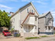 69 Niagara Street