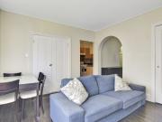 #6 935 Jervis Street
