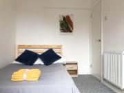 6 Bed Detached House to rent