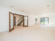 6 Bed Flat, Somerset Road, SW19