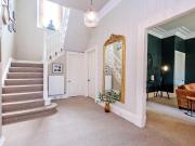 6 bed house for sale