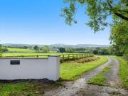 6 bed house for sale