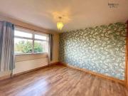 6 bed house for sale