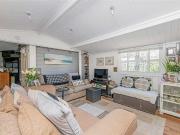 6 bed house for sale