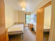 6 bed house for sale