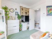 6 bed house for sale