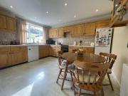 5 bed house for sale