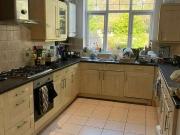 6 bed house for sale